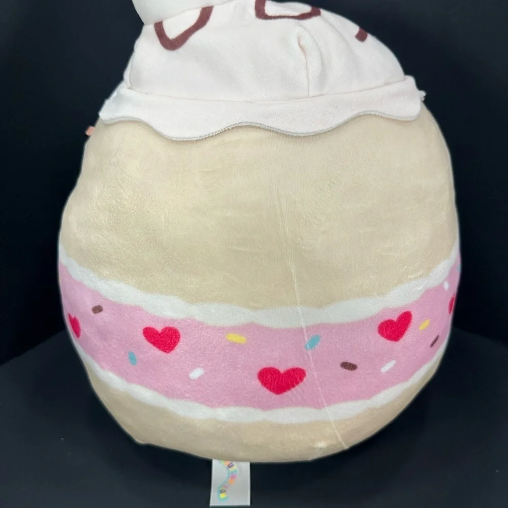 Squishmallows Tan and Cream Plush size 10” pre owned Exellent condition